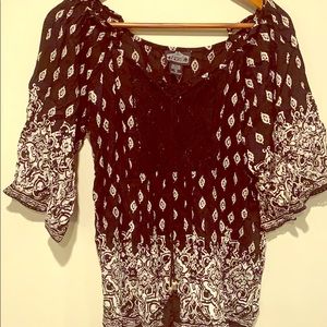 Black and white print off the shoulder blouse